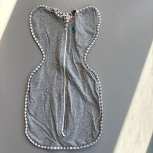 Love to Dream Swaddle Up Gray Swaddle Striped Trim Size Small 8-13 lbs. 1.0 TOG